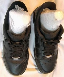 NIKE AIR FORCE 1 Women's Triple Black Sneakers Running Shoes DD8959 Sz 9 W Box - Picture 1 of 9