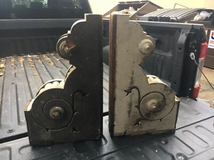 c1880 Victorian gingerbread corbel brackets fancy button detail 25” x 14” x 4.5” - Picture 1 of 12