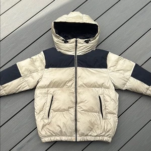Zara Kids Cream and Black Puffer Jacket with Glossy Finish Size 9-10 Years - Picture 1 of 10