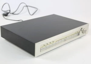 Sintonizzatore FM Luxman T-12 - Foto 1 di 8