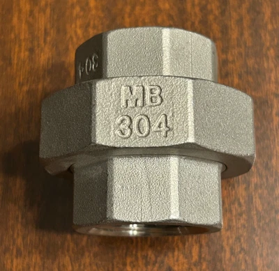 1-1/4" 150 Threaded (NPT) Hex Union 304 Stainless Steel Pipe Fitting, NEW - Image 1 of 4