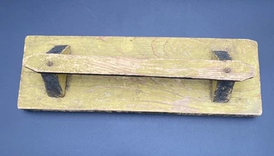 Toallero de madera chippy montado en la pared hecho a mano aspecto vintage rústico primitivo Foto 1 de 4