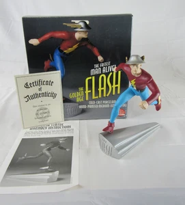 DC Direct Golden Age Flash 8" Statue MIB LA644 - Picture 1 of 9
