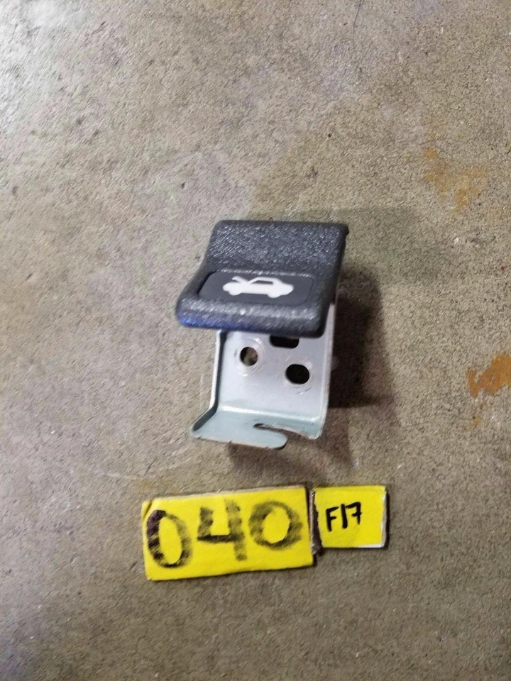 *4 DAY SHIPPING* SUBARU FORESTER HOOD RELEASE HANDLE OEM 03-05 Foto 1 de 1