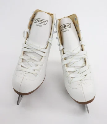 DBX Classic Girls boneco branco patins de gelo infantil skate tamanho 4 EUA nova leitura - Imagem 1 de 4