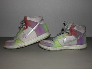 nike hi top shoes