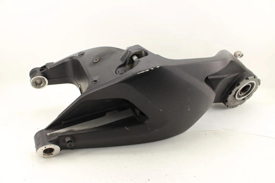 2013 DUCATI HYPERSTRADA OEM REAR SWINGARM BACK SUSPENSION SWING ARM - Imagem 1 de 4