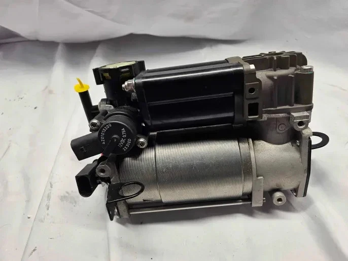 Bomba compressor de suspensão a ar + relé + bloco de válvulas para Mercedes W220 E500 S430 - Imagem 1 de 4