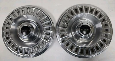 Tapacubos Pontiac Grand Prix Catalina Bonnevile Tempest Ventura 1967-68 14 pulgadas  Foto 1 de 4