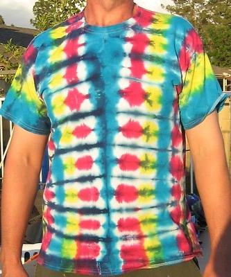 Camiseta Tie Dye Adulto L Azul Caramelo Rayas Gildan Pesada Envío Gratis 100% Algodón Foto 1 de 2