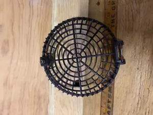 Blower Fan Screen from an Echo PB-1000 Handheld Blower - Imagen 1 de 3