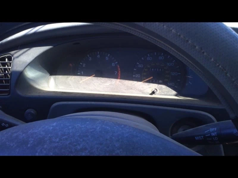 Cabezal velocímetro MPH solo se adapta a 92-96 CAMRY 26350078 Foto 1 de 4