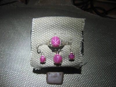 大红色 LINDE 星星蓝宝石珠宝套装;戒指、吊坠、耳环,尺寸 7 — 第 1/4 张图片