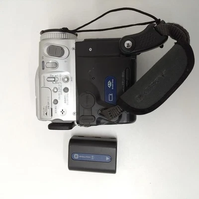 Sony Handycam DCR-PC101 MiniDV Camcorder Operation Confirmed - Image 1 of 4