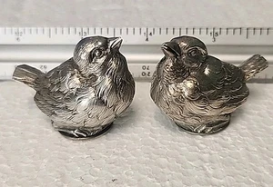 Vintage French .800 silver salt and pepper shakers. "Minerva 2" stamped - Picture 1 of 10