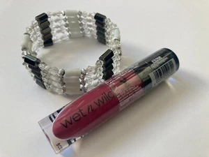 wet n wild Megalast Liquid Catsuit Matte Lipstick Berry Recognize + Magnetkette - Bild 1 von 16