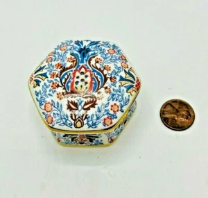 William Morris Fine Bone China Hexagon Trinket Box Made in England Art Nouveau - Picture 1 of 4