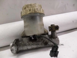 Mitsubishi Shogun Pajero 91-98 3.0 V6 6G72 brake master cylinder BMC + fluid res - Picture 1 of 4