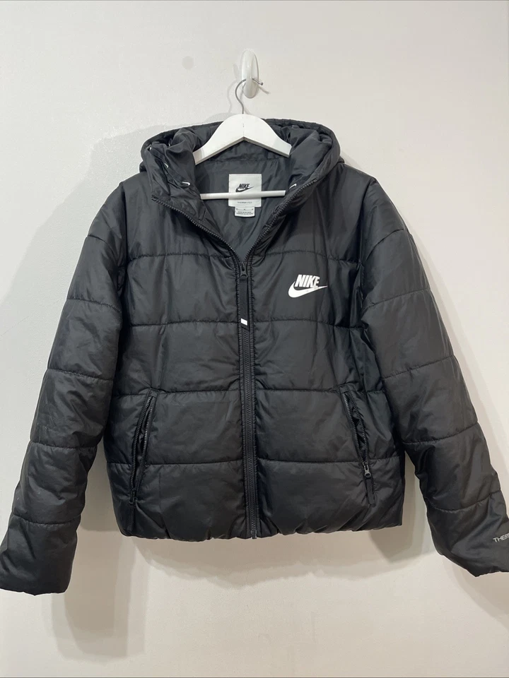 Nike Womens Puffer Jacket Black Medium Hooded Padded Jacket Therma Fit VGC - Image 1 of 4
