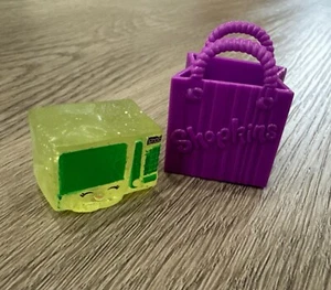 Shopkins Zappy Microwave 2-031 Green ULTRA RARE CRYSTAL GLITZ Bag HTF Toy - Picture 1 of 9