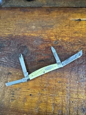 Vintage 1984 Case Congress 4 Bladed Folding Knife M64052 SS. Bone Handles. - Image 1 of 4