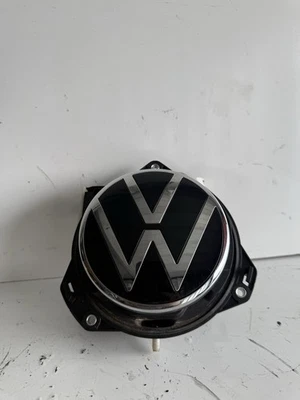 2022-2024 Volkswagen Golf R GTI Rear Mechanism Logo 5H0-827-469-P-DPJ OEM 3114 - Image 1 of 4