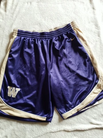 Washington Huskies Nike Team Purple Gold Double Sided Athletic Shorts Size M  C6 Cover