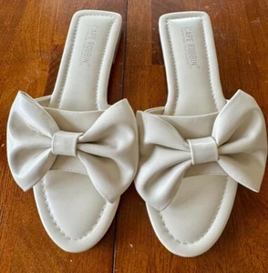 CAPE ROBBIN Doha Ivory Sandals - Casual Elegance with a Stylish Bow Size 7 US - Picture 1 of 7