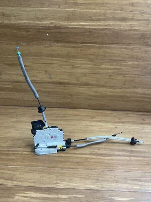 Actuador de cierre de puerta de pasajero delantero derecho Audi A8 S8 2018-2023 OEM Foto 1 de 4