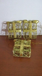 Set of 3 GOLD WIRE CHRISTMAS GIFT / PRESENT ORNAMENTS - Picture 1 of 3