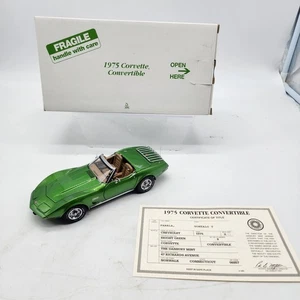 Chevrolet Corvette 1975 convertible verde Danbury como nuevo 1:24 con título y caja - Imagen 1 de 22