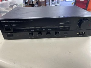 Preamplificatore Onkyo P-3150V senza telecomando si accende venduto così com'è - Foto 1 di 10