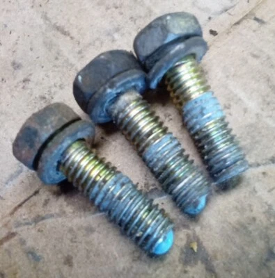 89-98 Nissan 240sx Ka24 Termostato Carcasa Cubierta Pernos Ka24e Ka24de Tornillos S13 Foto 1 de 2