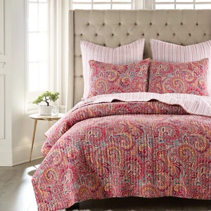 Levtex Home King Size 3 Piece Quilt Set Color Red New - Picture 1 of 5
