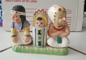 Vintage Made in Japan Salz- und Pfefferstreuer der amerikanischen Ureinwohner mit PAPOOSE - Bild 1 von 5