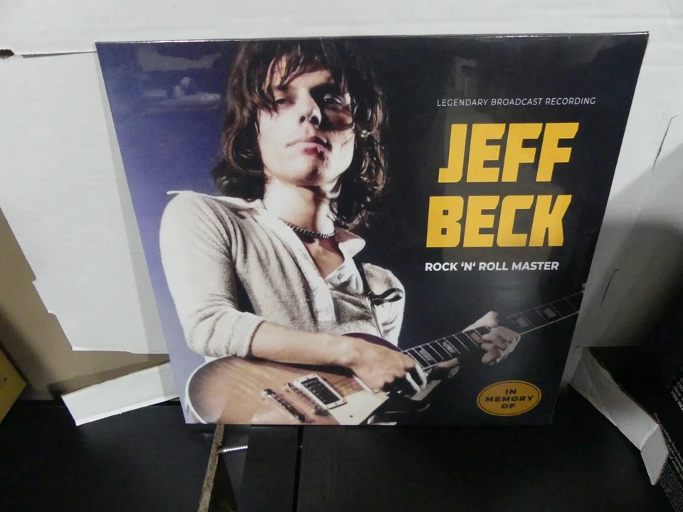 Jeff Beck Rock 'N' Roll Master LP - Image 1 of 2