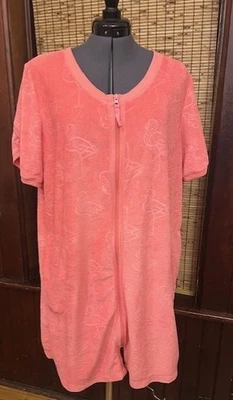 Croft & Barrow Embossed Terry Cloth Zip Robe Pockets Pink Flamingo Size Large - Image 1 of 3