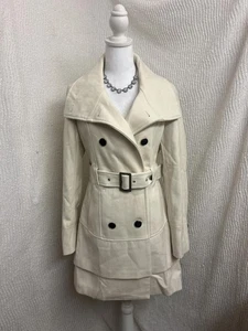 Schwarz Nieten Creme Wollmischung Erbsenmantel Gr. S Gürtel Rüschenbesatz Feminin Chic - Bild 1 von 8