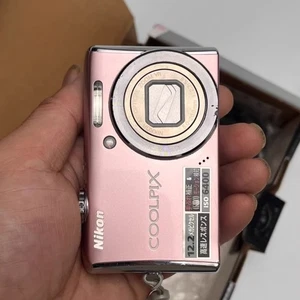 Nikon Coolpix S620 Digital Camera 4x Optical Zoom 12.2MP English Language Pink - Picture 1 of 5