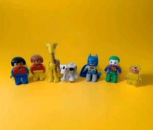 Lego Duplo Figura Paquete X 7 Jirafa, Vaca, 2 Damas, El Joker, Batgirl y un Bebé - Imagen 1 de 15