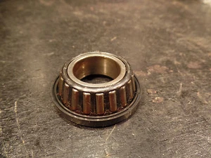 1980 KAWASAKI KL250A KL 250 A BOTTOM TRIPLE CLAMP TREE TOP BEARING - Picture 1 of 3
