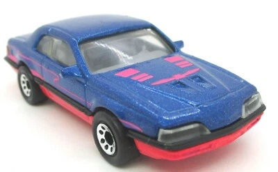 Matchbox Thunderbird Turbo Coupe Metallizzato Blu Rosa 1987 1:55 Scala POD Post - Immagine 1 di 4