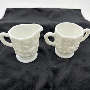 Vintage Westmorland Milchglas getäfelt Traube Zucker/Sahnekännchen Set Box 36 - Bild 1 von 7