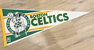 Vintage 1980s NBA Boston Celtics felt Pennant 30" - Image 1 of 3
