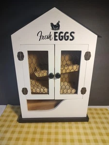 Armario de almacenamiento de huevos Shabby Country Farm - Imagen 1 de 12