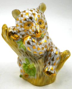 BEAUTIFUL GUILD HEREND PORCELAIN FISH SCALE FISHNET GOLD 15672 KOALA BEAR 2002 - Picture 1 of 7