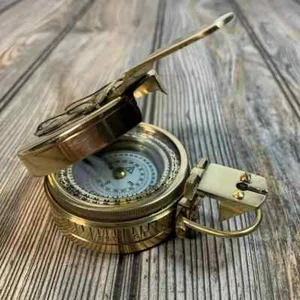 Vintage Polished Brass WWII Antique Working Military Pocket Compass Gift. - Picture 1 of 3