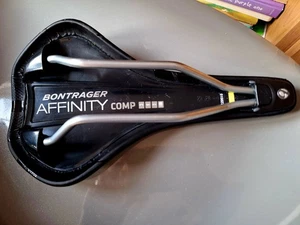 Bontrager Affinity Comp Gel Road Bike Saddle Seat - Picture 1 of 3