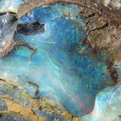 Mineralien Edel Boulder Opal Auf Matrix Australia - Bild 1 von 3
