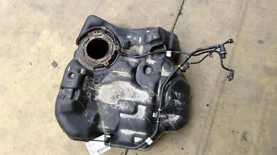 Used Fuel Tank fits: 2017 Ford Focus gasoline Grade A Foto 1 de 4